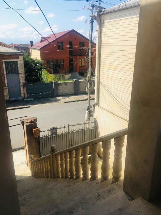 Гостевой дом Beautiful World Кутаиси-41