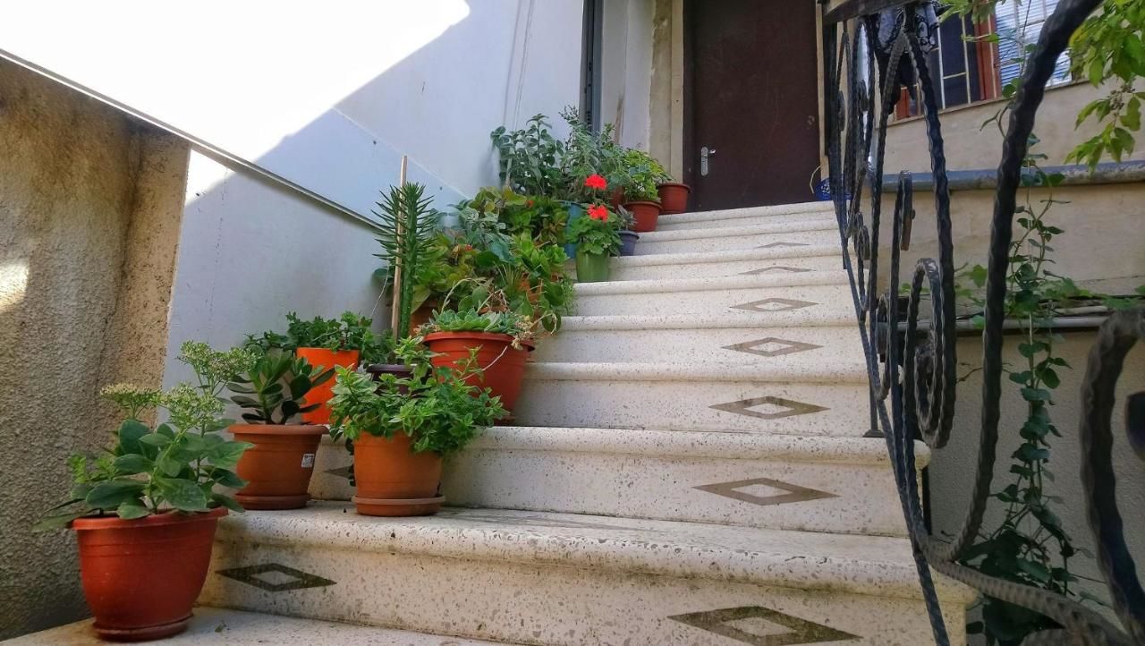 Гостевой дом Beautiful World Кутаиси-8